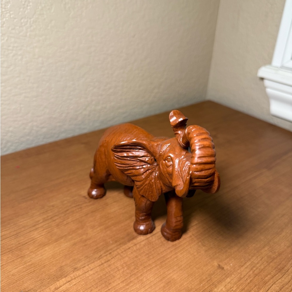 Vintage Hand Carved Rosewood Wooden
Elephant Indian-style Ceremonial Elephant - Picture 2 of 8